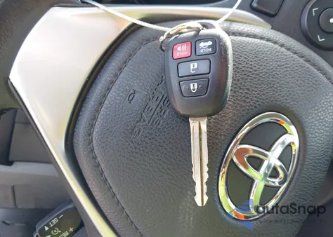 2014 Toyota Corolla S Plus из США, поврежденный, VIN 2T1BURHE2EC110997